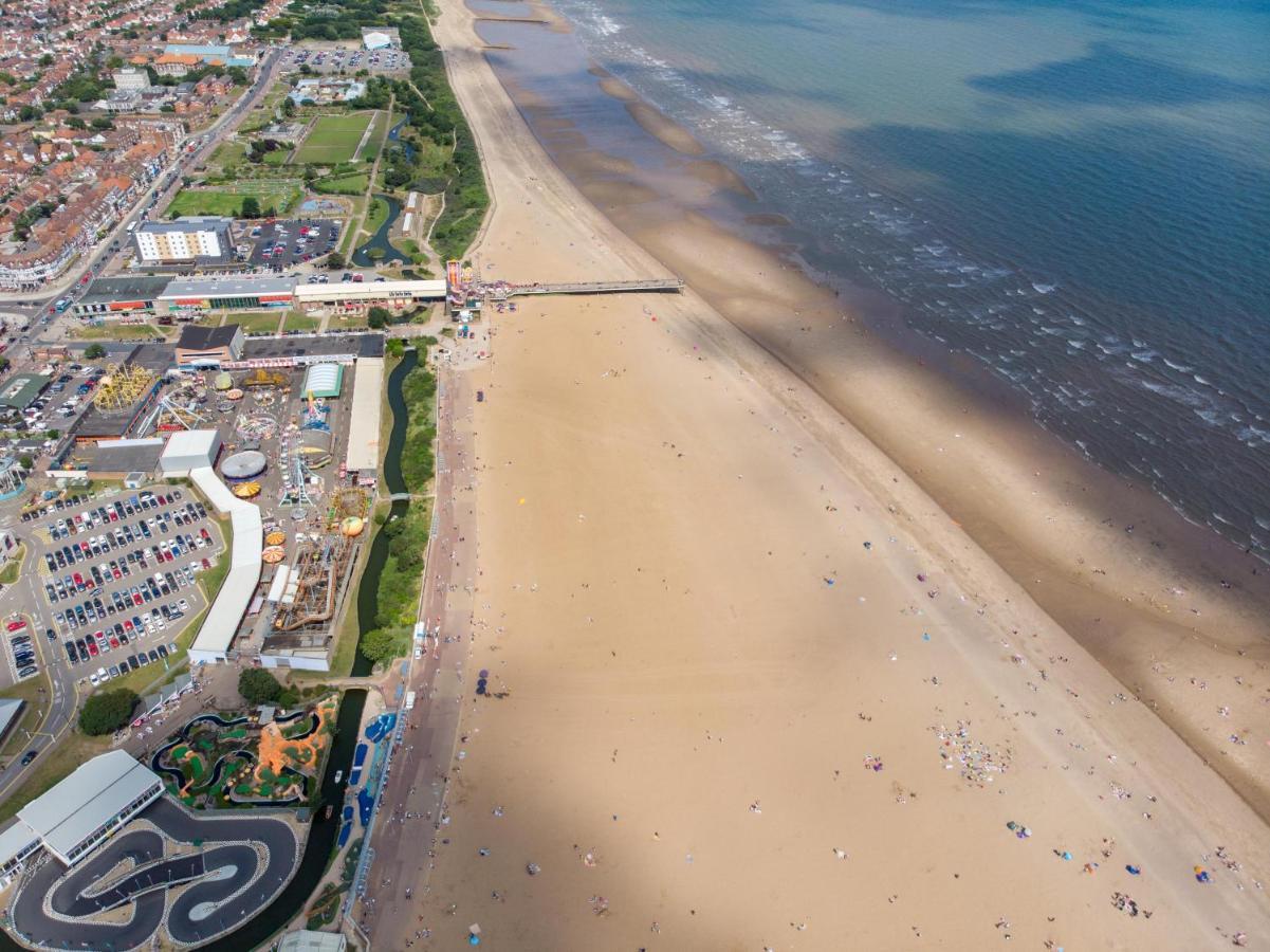 Hotel Lovely 8 Berth Caravan At Southview Holiday Park In Skegness Ref 33061C Exterior foto